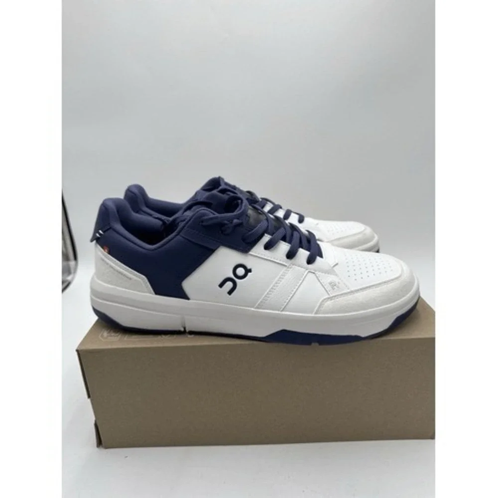 On Men's THE ROGER Clubhouse Shoes White Acai Size 8 New in Box No Lid